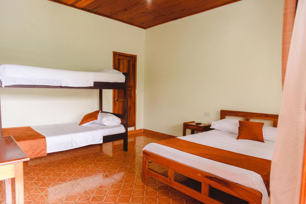Hotel Morgan Guaduas Kültér fotó